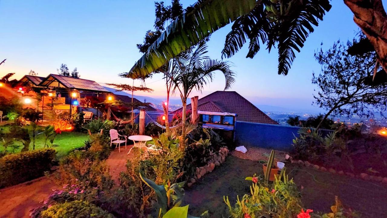 Yambi Guesthouse Kigali Esterno foto
