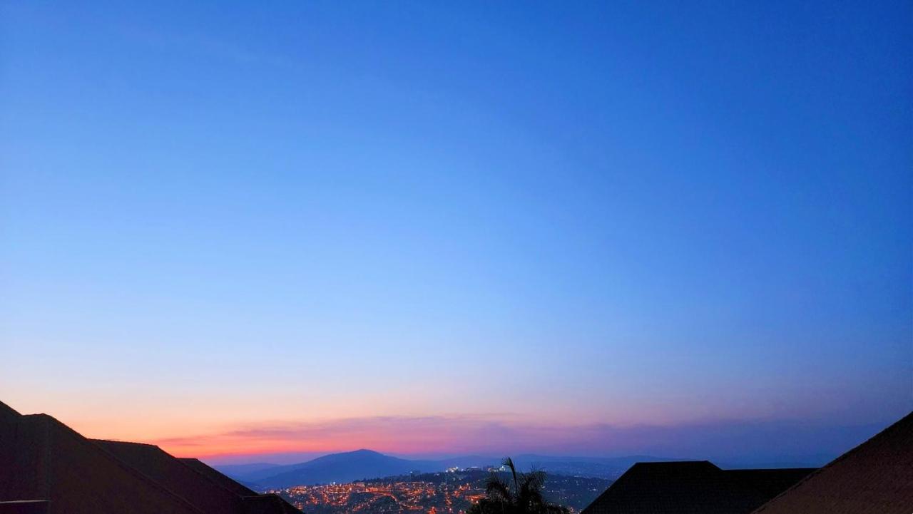 Yambi Guesthouse Kigali Esterno foto