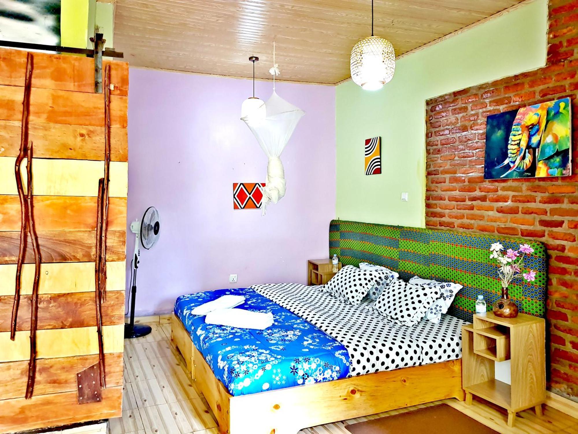 Yambi Guesthouse Kigali Esterno foto